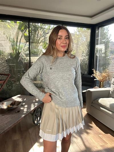 Pileli Nakışlı Kısa Etek