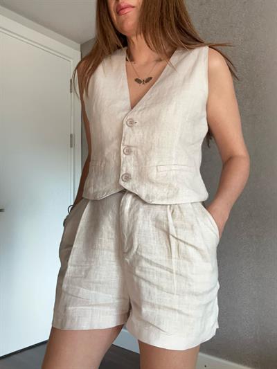 Şortlu Ceketli Keten Takım