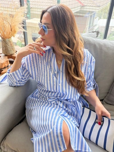 Taş İşlemeli Kemerli Çizgili Elbise