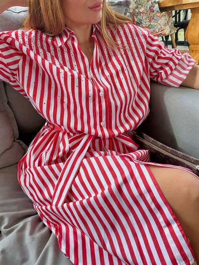 Taş İşlemeli Kemerli Çizgili Elbise