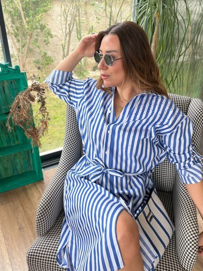 Taş İşlemeli Kemerli Çizgili Elbise