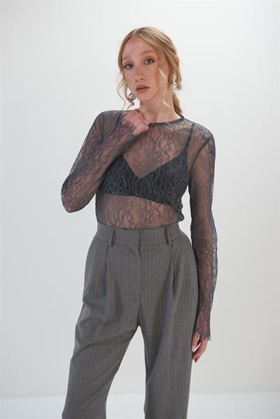 Yaka Faredişi Dantelli Transparan Body