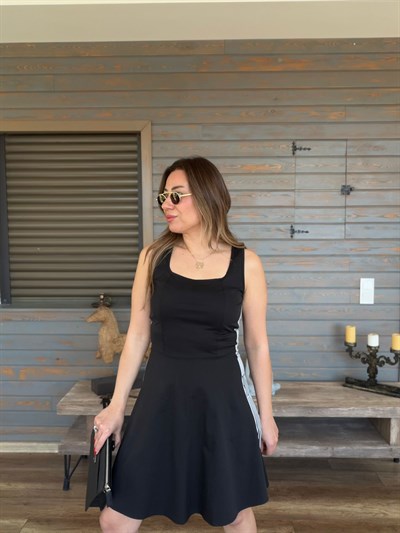 Yanları Şerit Detaylı Askılı Elbise