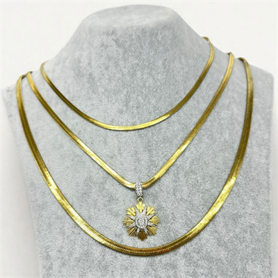 Solenza – Çelik Koleksiyon Gold Renkli Güneş Figürlü Çoklu Kolye Seti