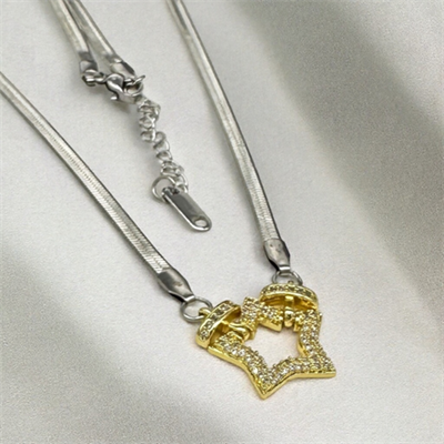 Lunaria – VIP Koleksiyon Gümüş Renkli İtalyan Zincirli Gold Yıldız Figürlü Kolye