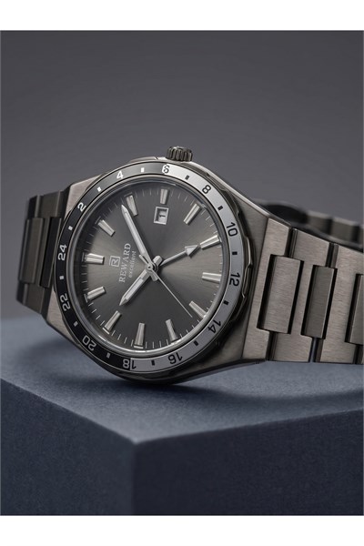 Excellent Erkek Kol Saati 42 mm İnce Kasa Füme Antrasit Çelik Saat