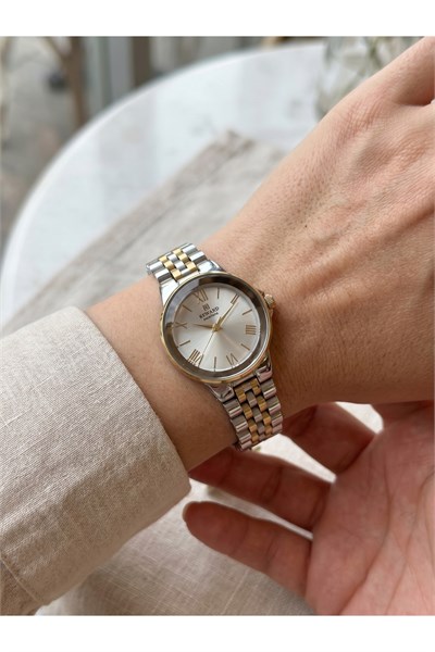Excellent Kadın Kol Saati 26 mm Çift Renkli Çelik Kordon Silver Kadran