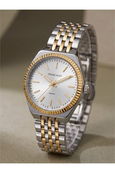 Femme 28 mm Küçük Kasa Gümüş Kadran Çift Renk Metal Kordon Kadın Saati