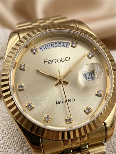 Ferrucci Milano Kadın Kol Saati 30 mm Altın Renk Çelik Kordon Taşlı Kadran Gün-Tarih