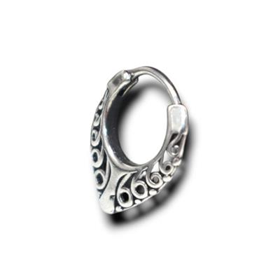 Targos – 316L Çelik Oyma Desenli Erkek Küpe