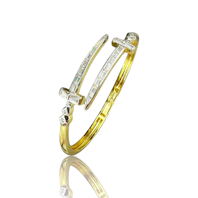 Katana – VIP Koleksiyon 14K Altın ve Gümüş Renkli Baget Taşlı Kelepçe