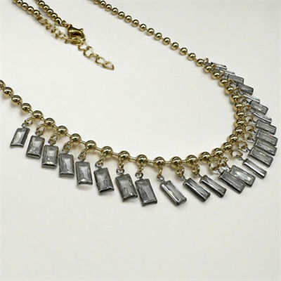 Lustra – VIP Koleksiyon Gold ve Gümüş Renkli Taşlı Kolye