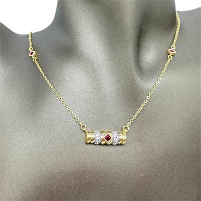 Ravena – VIP Koleksiyon Gold Renkli Kırmızı Taş Detaylı Zarif Kolye