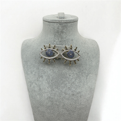 Nazaré – VIP Koleksiyon Göz Figürlü Taşlı İğneli Küpe