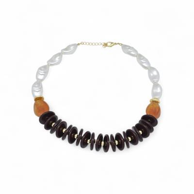 Zerya – Sıcak Tonlu Heykelsi Form Kolye