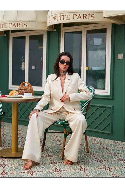 Bej Oversize Çift Yırtmaç Detaylı Blazer Ceket