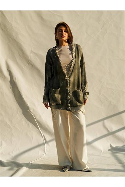 Çift Renkli Oversize Düğmeli Triko Hırka