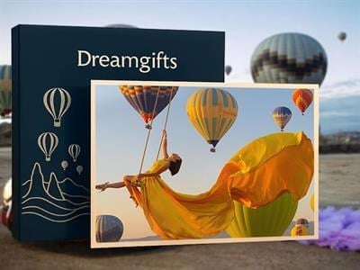 Flying Dress Photoshoot in Cappadocia – Sunrise Valleys with Hot Air Balloons