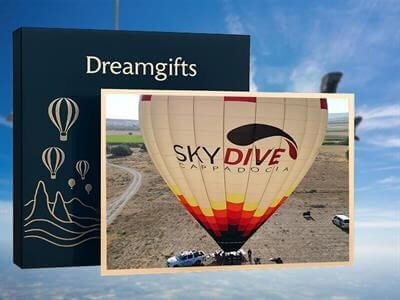 Kapadokya Skydive Deneyimi – Peri Bacaları Üzerinde Tandem Serbest Dalış Uçuşu
