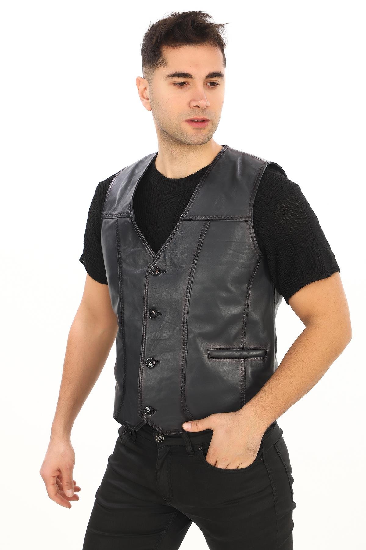 Gri Üzerine Atılmış Siyah Renk Detaylı Spor Deri Yelek