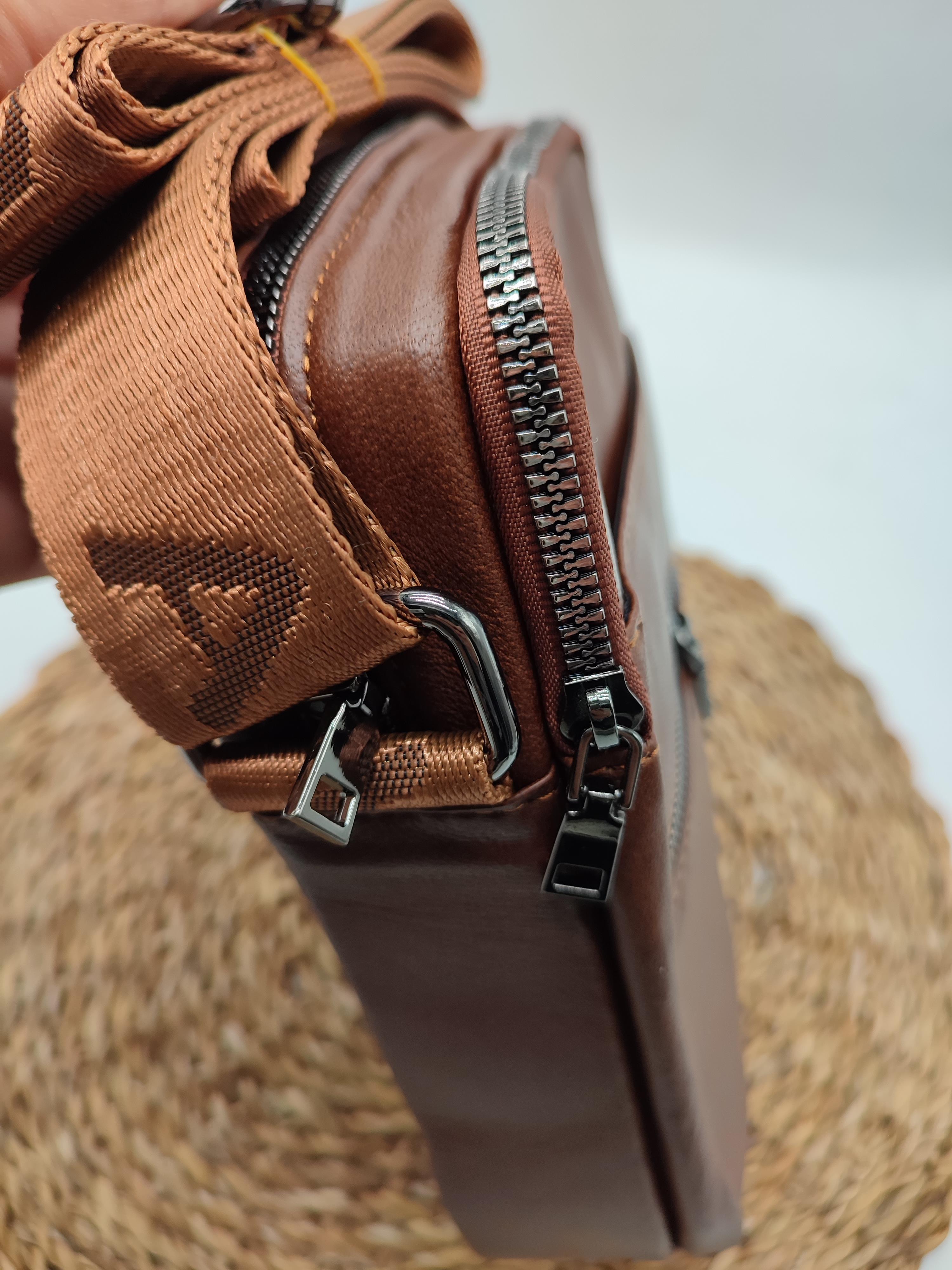 Sabit Askılı Deri Göğüs Ve Kol Çantası Taba Renk