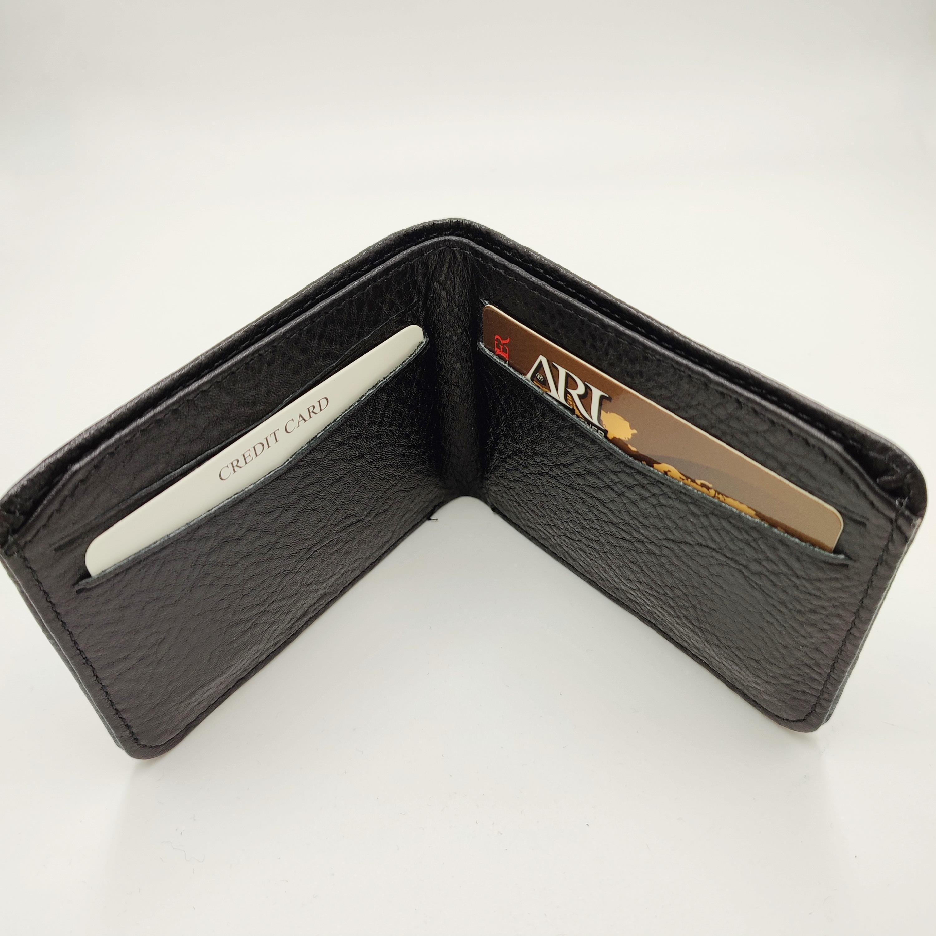 Siyah Renk Yatay Model Mıknatıslı Erkek Cüzdan 