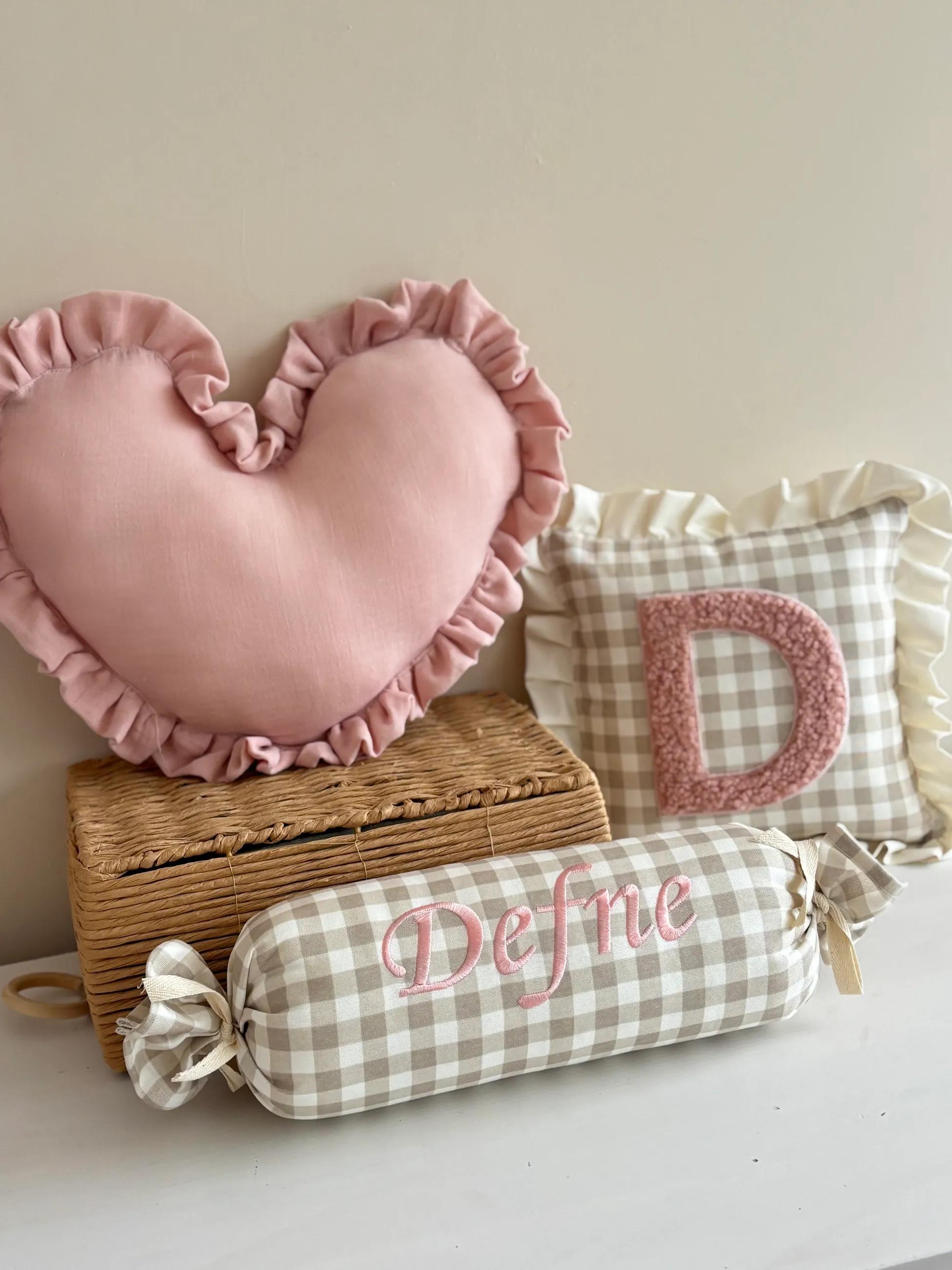 PEMBE HAYALLER DEKORATİF YASTIK - 3 Lü set