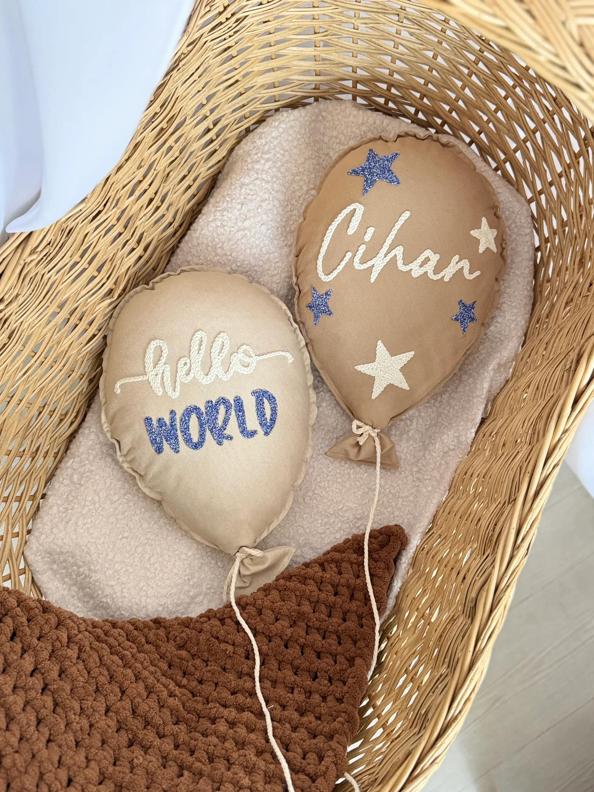SÜTLÜ KAHVE BEJ HELLO WORLD SİMLİ YILDIZLI TAKIM