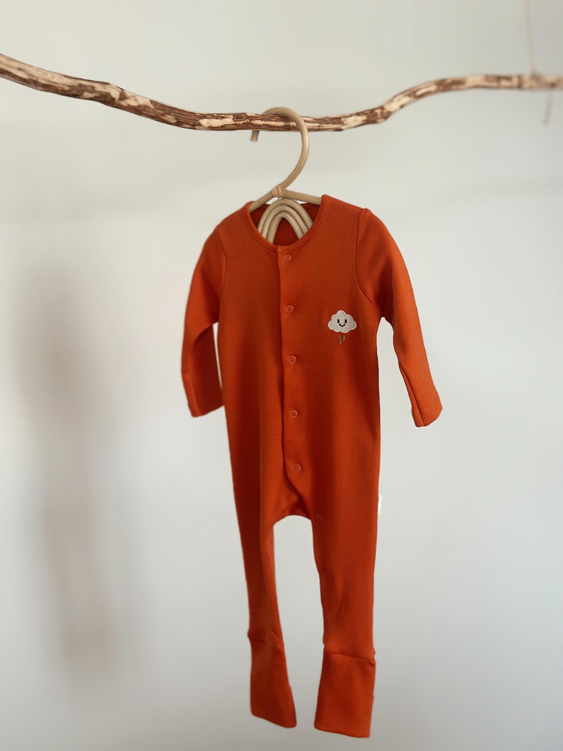 %100 pamuk Oeko-Tex sertifikalı aç/kapa patikli tulum