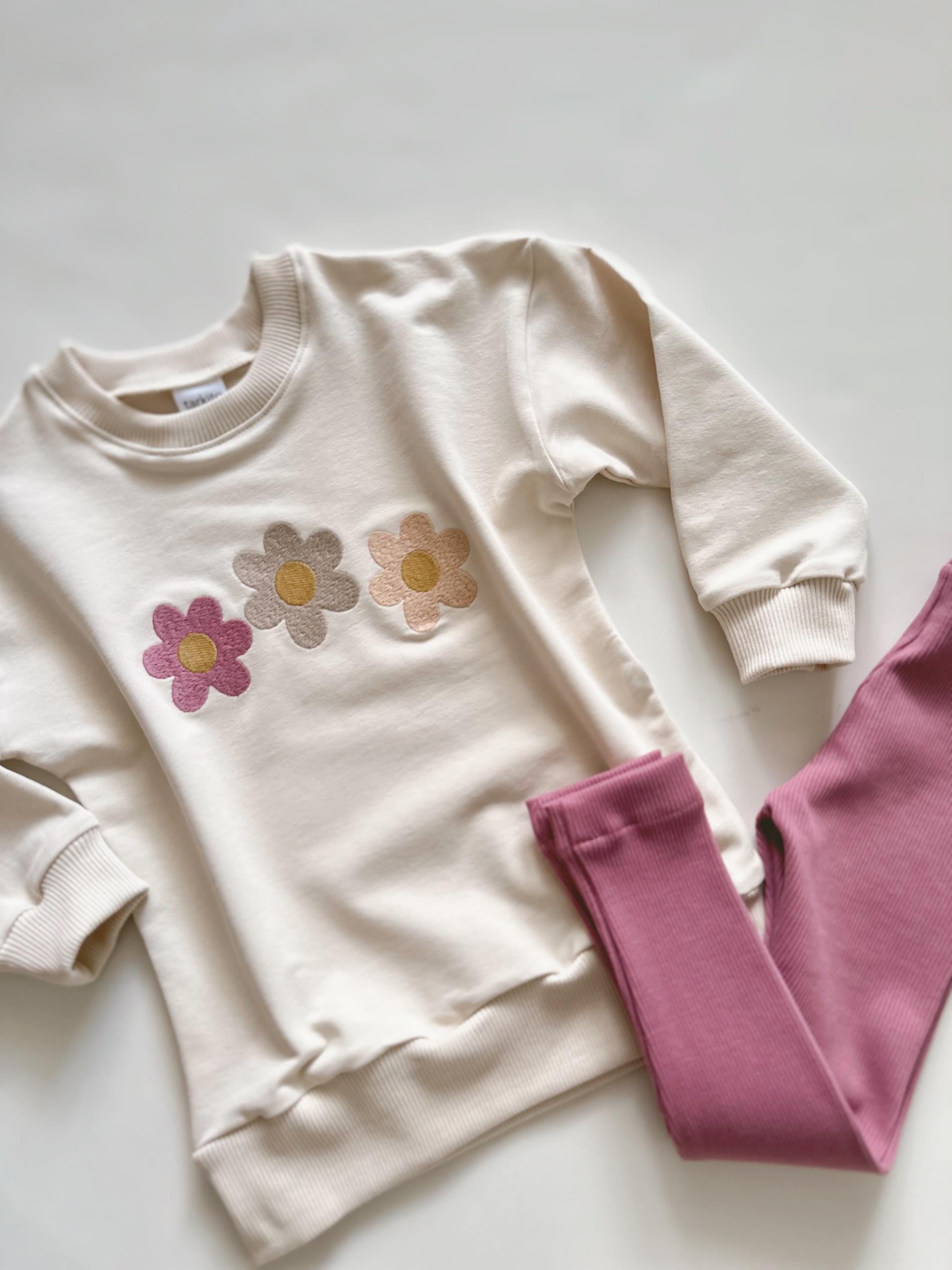 Papatya Nakış Detaylı Kız Çocuk Sweatshirt Tayt Takımı