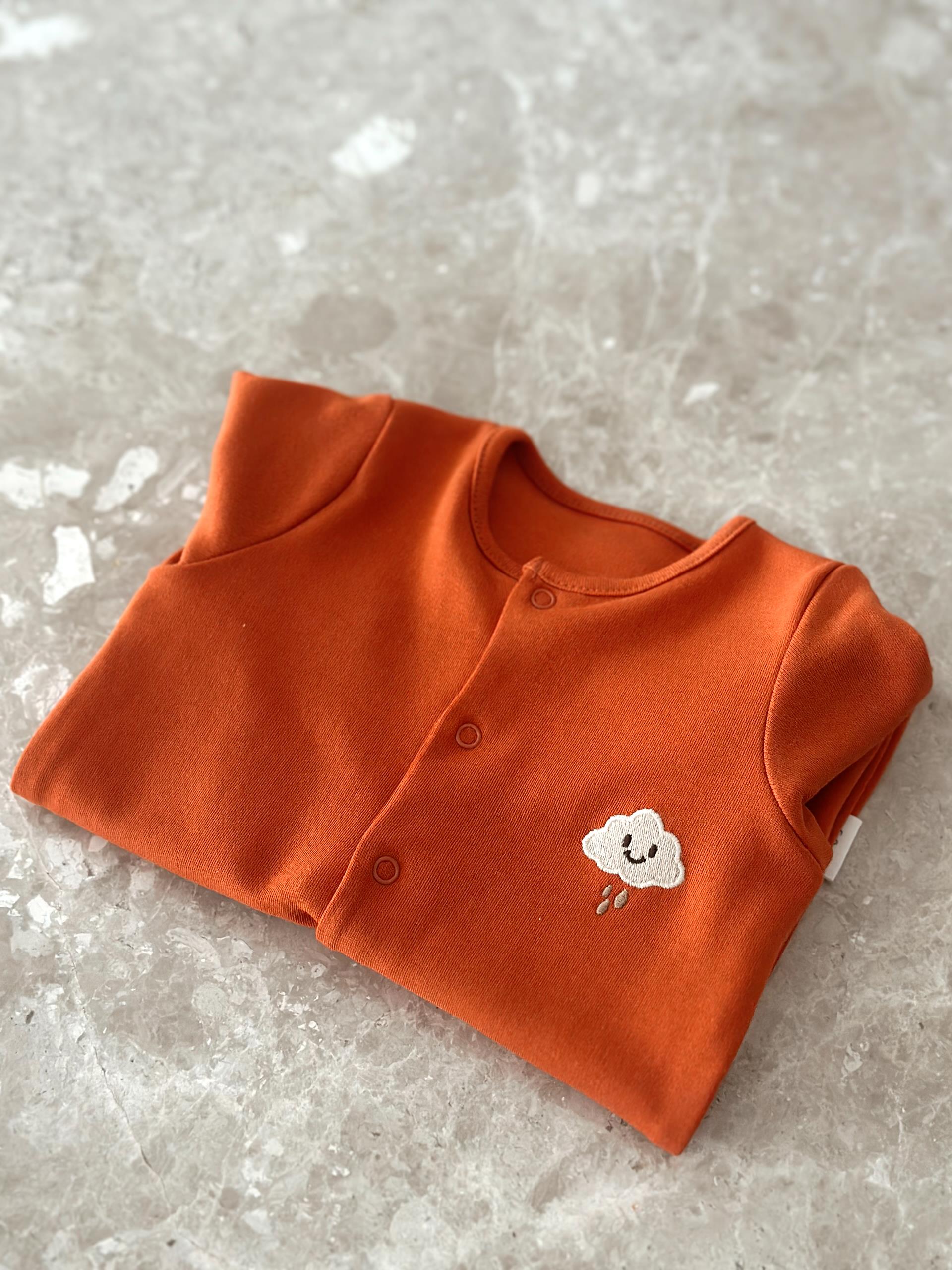 %100 pamuk Oeko-Tex sertifikalı aç/kapa patikli tulum