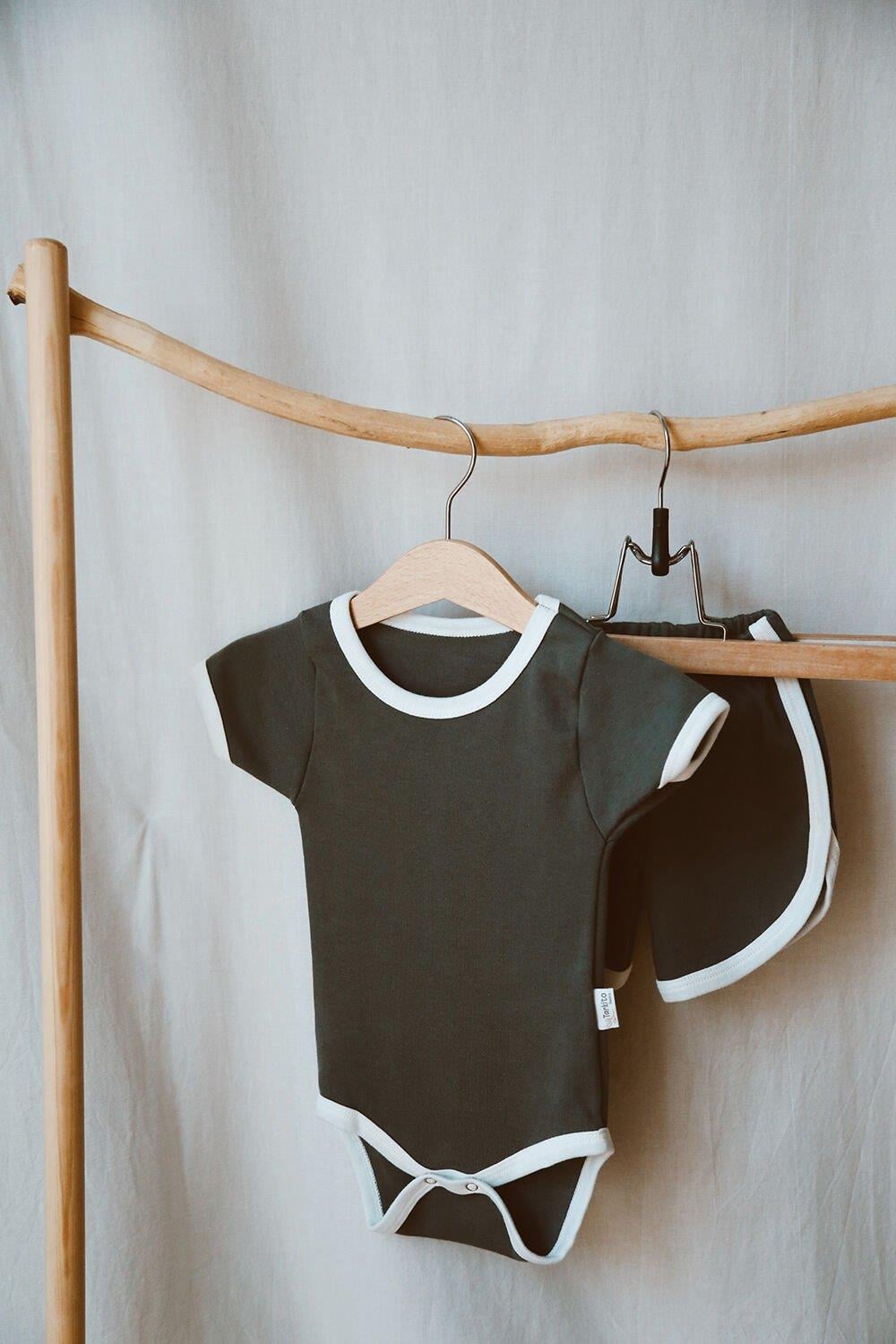 summer vibes | antrasit çıtçıtlı body & şort takım bebek ve çocuk