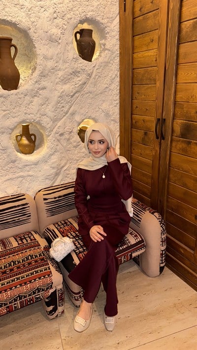 Belden Kemer Detaylı Pantolonlu Scuba Takım | Bordo