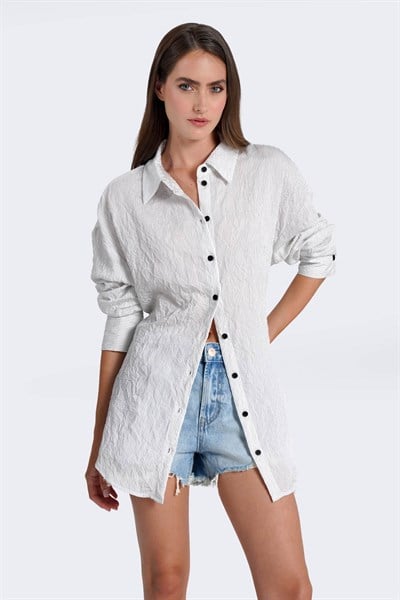 Kadın Beyaz Kuşaklı Oversize Gömlek