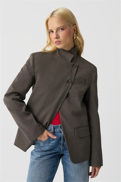 Kadın Kahverengi Dik Yaka Düğmeli Oversize Blazer