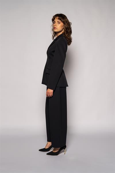 Kadın Lacivert Agraflı Bele Oturan Blazer