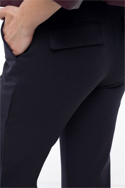 Kadın Lacivert Boru Paça Pantolon