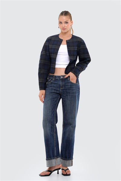 Kadın Lacivert Ekoseli Bisiklet Yaka Crop Blazer