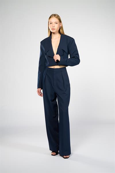 Kadın Lacivert Geniş Yaka Crop Blazer