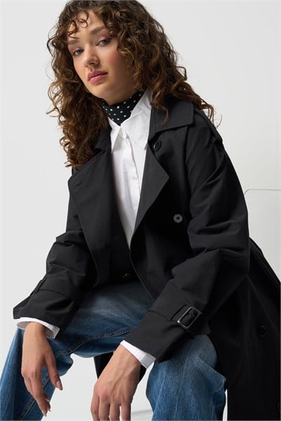 Kadın Siyah Apoletli Kruvaze Oversize Trençkot