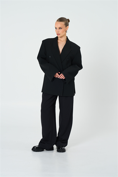 Kadın Siyah Basene Oturan Oversize Blazer