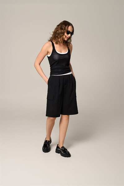 Kadın Siyah Bermuda Şort