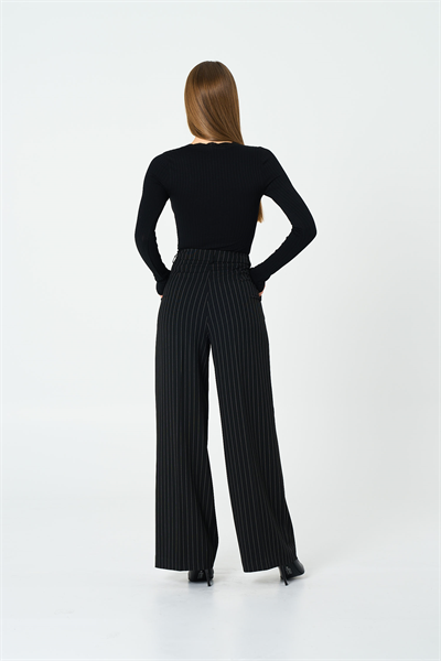 Kadın Siyah Çizgili Çift Pileli Pantolon