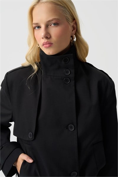 Kadın Siyah Dik Yaka Oversize Kısa Trençkot
