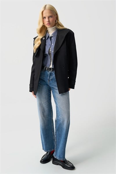Kadın Siyah Dik Yaka Oversize Kısa Trençkot