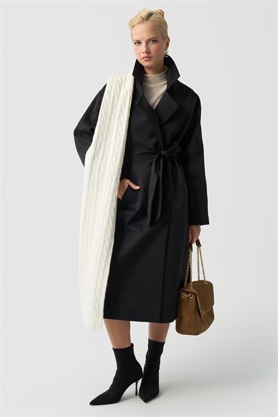Kadın Siyah Oversize Kuşaklı Trençkot