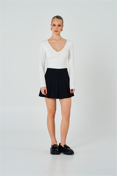 Kadın Siyah Pileli Şort Etek