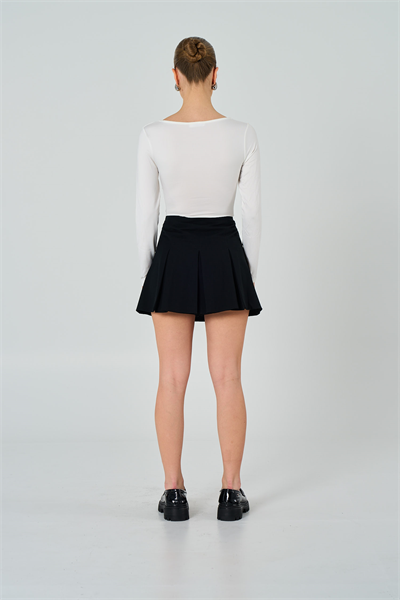 Kadın Siyah Pileli Şort Etek