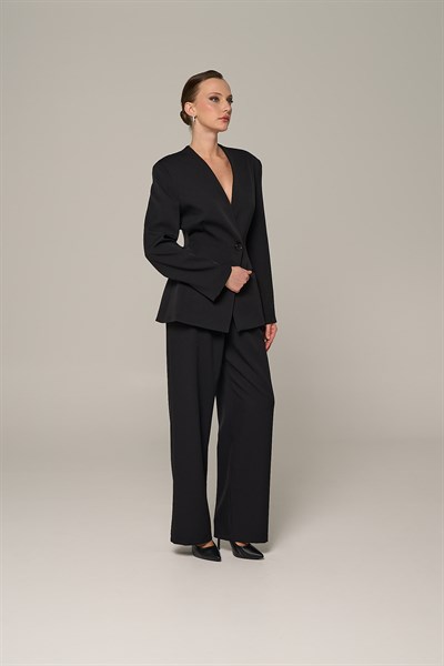 Kadın Siyah Yakasız Blazer