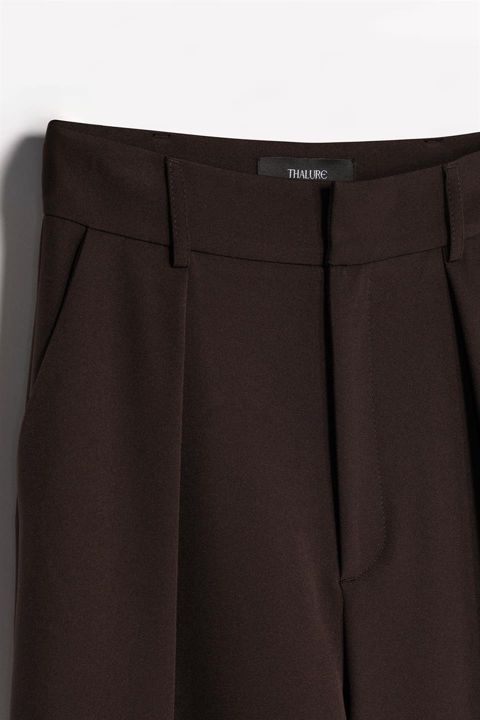 Kadın Koyu Kahve Bol Paça Pileli Pantolon-Thalure